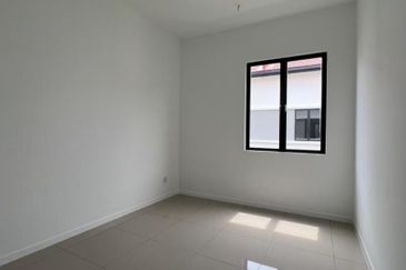 Reef Of Tropics, Setia Eco Glades