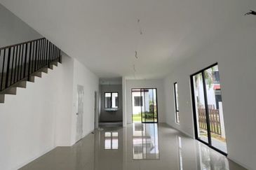 Reef Of Tropics, Setia Eco Glades