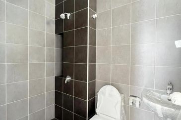 Reef Of Tropics, Setia Eco Glades