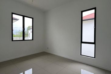 Reef Of Tropics, Setia Eco Glades