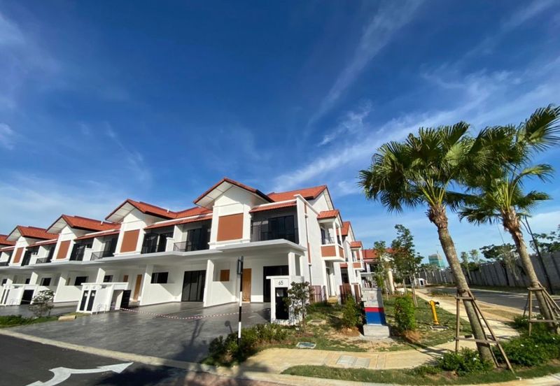 Reef Of Tropics, Setia Eco Glades