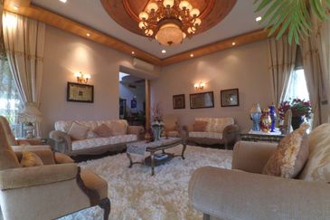 Perdana Lakeview East