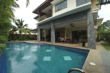 Perdana Lakeview East