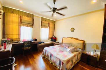 Perdana Lakeview East