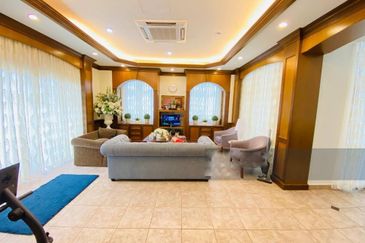 Perdana Lakeview East