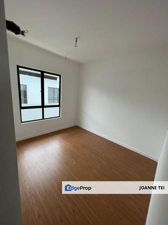 Beautiful Endlot 3 Storey Terrace House for Sale, Selangor, Cyberjaya