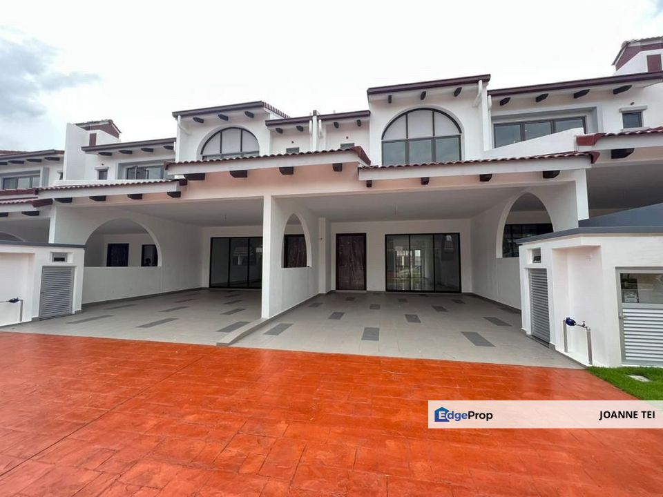 New gated & guarded 2 storey house Setia Safiro, Setia Eco Glades, Selangor, Cyberjaya