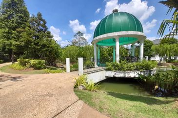 Lepironia Gardens, Setia Eco Glades