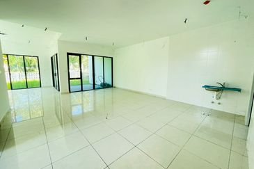 Lepironia Gardens, Setia Eco Glades