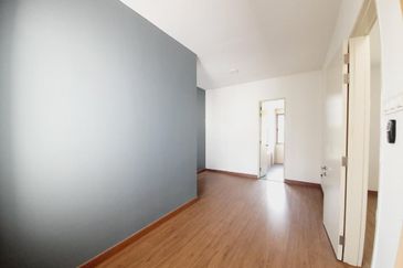 Lake Point Residence