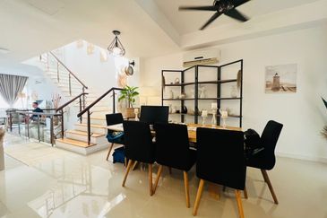 Mozart, Symphony Hills