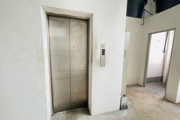 Elite 33 Signature Business Park