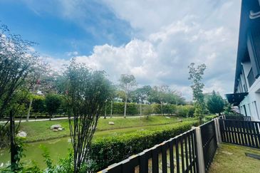 Charms of Nusantara, Setia Eco Glades