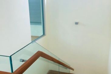 Symphony Hills Schubert