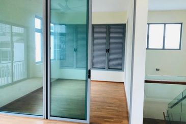 Symphony Hills Schubert