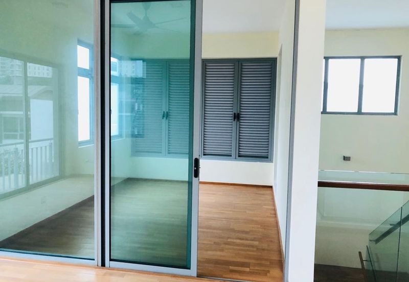 Symphony Hills Schubert