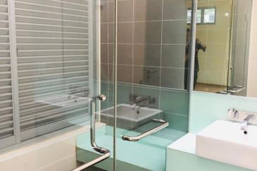 Symphony Hills Schubert