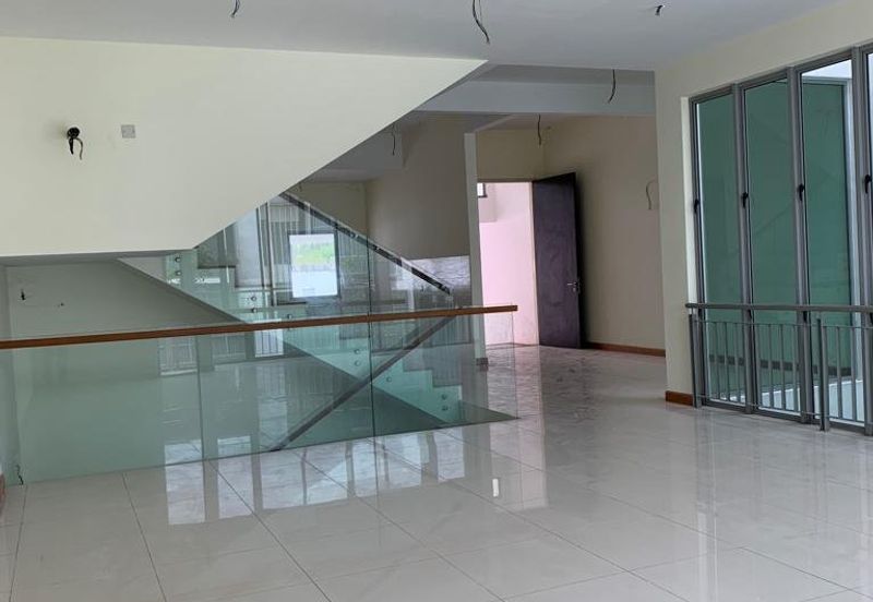 Symphony Hills Schumann