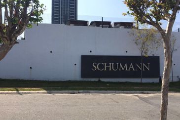 Symphony Hills Schumann