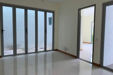 Symphony Hills Schumann