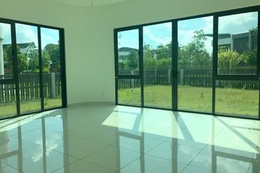 Lepironia Gardens, Setia Eco Glades