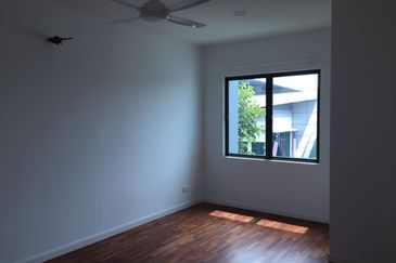 Lepironia Gardens, Setia Eco Glades