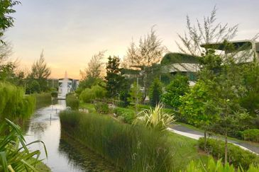 Lepironia Gardens, Setia Eco Glades