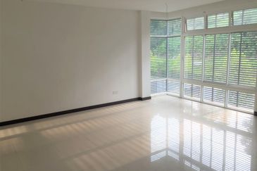 Trillium, Perdana Lakeview East