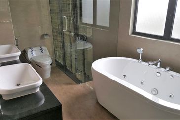 Lepironia Gardens, Setia Eco Glades