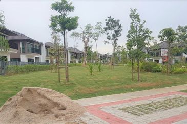 Lepironia Gardens, Setia Eco Glades