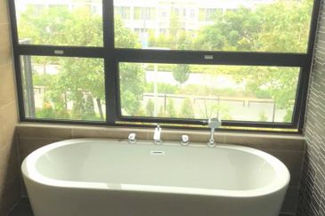 Lepironia Gardens, Setia Eco Glades