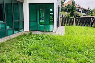 Charms of Nusantara, Setia Eco Glades