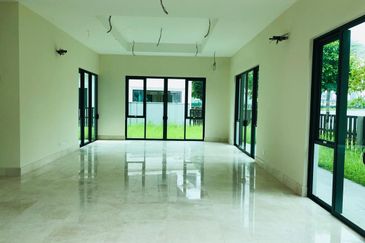 Charms of Nusantara, Setia Eco Glades