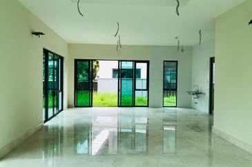 Charms of Nusantara, Setia Eco Glades