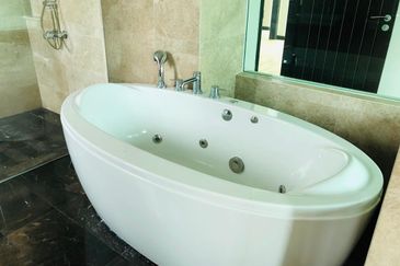 Charms of Nusantara, Setia Eco Glades