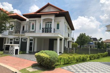 Eastern Heritage, Setia Eco Glades