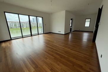 Isle of Botanica, Setia Eco Glades