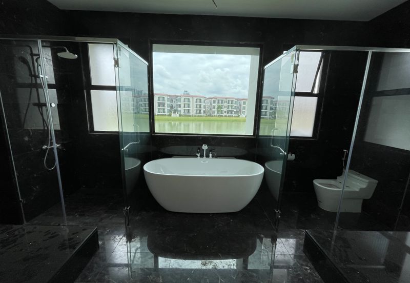 Isle of Botanica, Setia Eco Glades