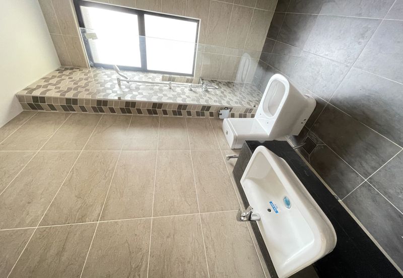 Isle of Botanica, Setia Eco Glades