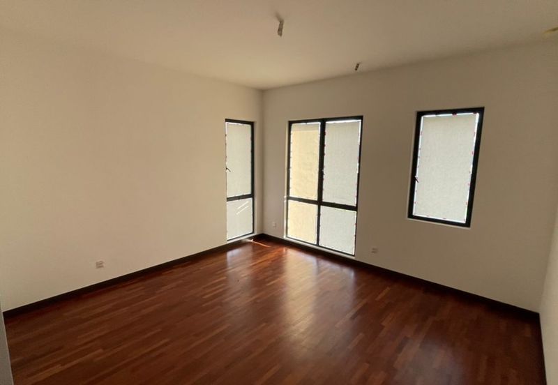 Isle of Botanica, Setia Eco Glades