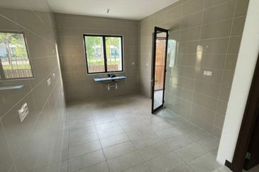 Isle of Botanica, Setia Eco Glades