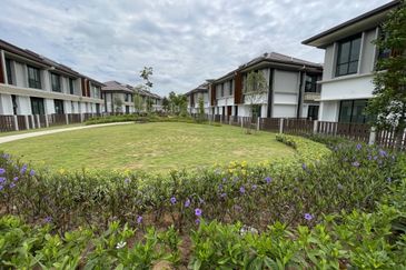 Isle of Botanica, Setia Eco Glades