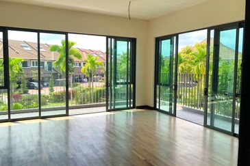 Charms of Nusantara, Setia Eco Glades