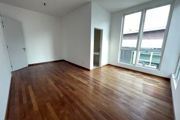 Jacaranda Garden Residence