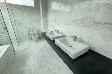 Jacaranda Garden Residence