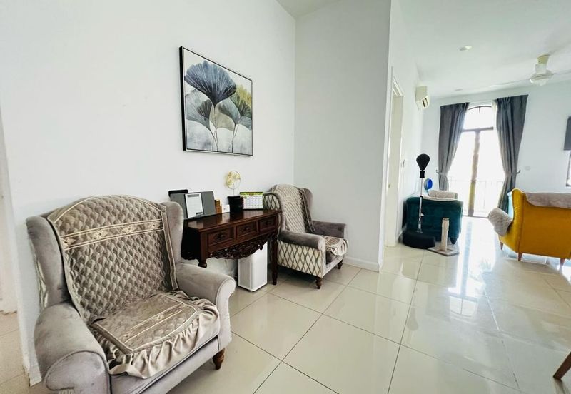 Isle of Kamares, Setia Eco Glades