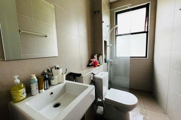 Isle of Kamares, Setia Eco Glades