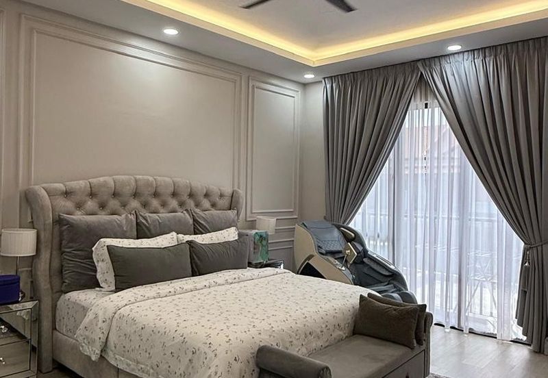 Reef Of Tropics, Setia Eco Glades