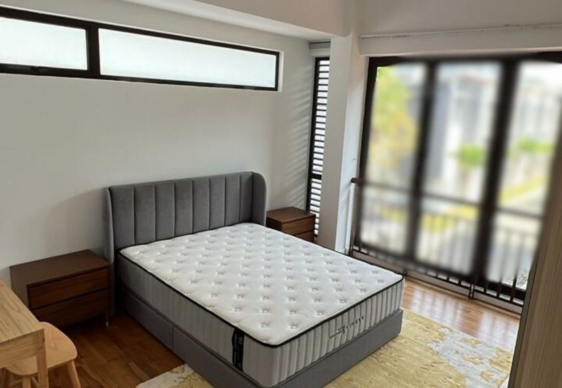 Mozart, Symphony Hills