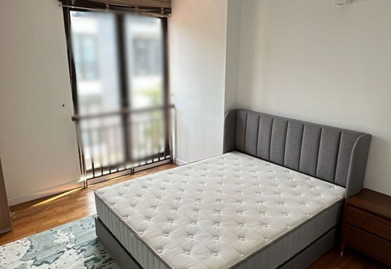 Mozart, Symphony Hills